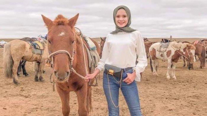 ISTIMEWA
Unggahan foto Dokter Karina Dinda Lestari olahraga berkuda.