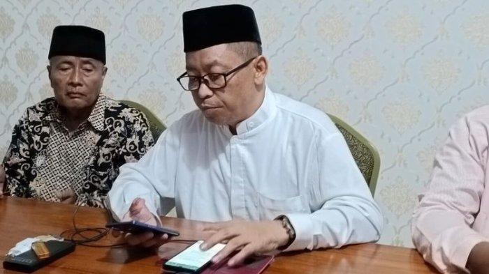 Untung Cahyono, khatib yang viral karena ceramah membahas isu kecurangan Pemilu, saat ditemui di sebuah rumah makan di Banguntapan, Bantul, Sabtu (13/4/2024). (KOMPAS.COM/MARKUS YUWONO)