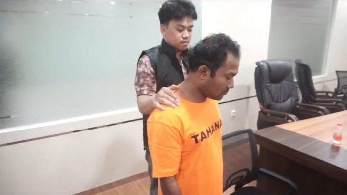 Warga Negara Myanmar Muhammad Yamin (28) terduga pelaku rudapaksa anak saat diamankan di Satreskrim Polrestabes Makassar, Kamis (18/7/2024).