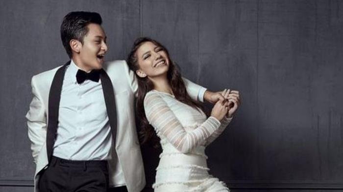 Pasangan Artis Cassandra Lee dan Randy Martin Pamer Foto Intim, Netter