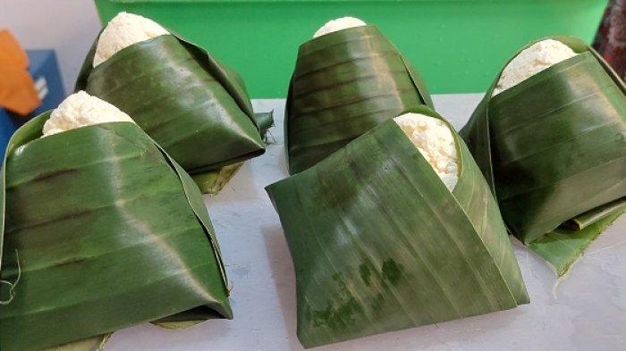 Keju dangke yang berasal dari Enrekang, Sulawesi Selatan.