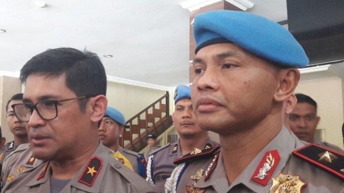 Karo Provos Mabes Polri Brigjen Hendro Pandowo didampingi Kapolda Sultra, Brigjen Merdisyam saat memberikan keterangan terkait kasus penembakan mahasiswa Kendari di Mapolda Sultra, Kamis (3/10/2019).