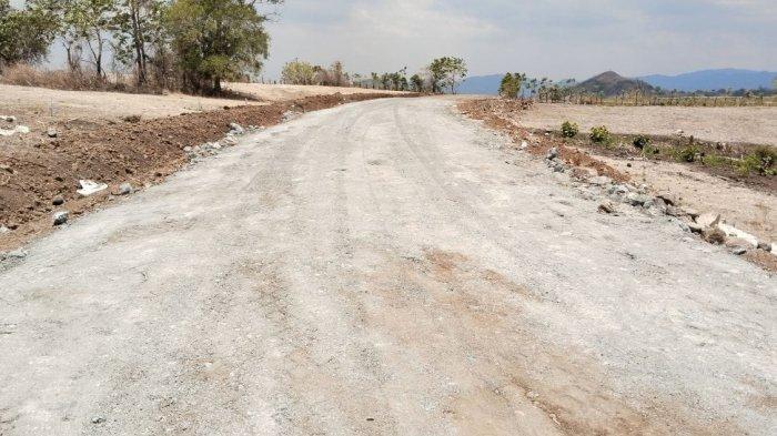 Perintisan jalan 2.380 meter dengan lebar lima meter di Dusun Ba'do Pangkayya, Desa Tuju, Kecamatan Bangkala Barat, Kabupaten Jeneponto, Sulawesi Selatan (Sulsel) akhirnya rampung, Senin (29/10/2024). Kegiatan ini merupakan program TNI Manunggal Membangun Desa (TMMD) Ke-122 Kodim 1425 Jeneponto