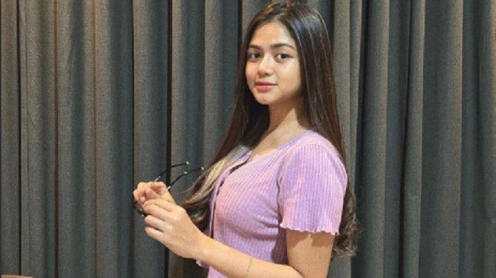 Ingat Model Asal Makassar Vieranni? Dulu Dilamar Pakai Helikopter Mahar