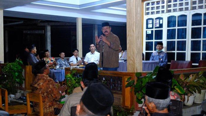 Bacalon Bupati Gowa, Abd Rauf Malaganni Karaeng Kio kunjungi tokoh masyarakat di Kecamatan Biringbulu dan Tompobulu Sabtu dan Minggu (8-9/6/2024) 