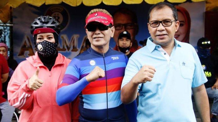 Mantan calon wali kota Makassar di Pemilihan Wali (Pilwali) Makassar 2013 Rusdin Abdullah, berkomitmen mendukung bakal pasangan calon (Bapaslon) Moh Ramdhan Pomanto-Fatmawati Rusdi (Danny-Fatma) di Pilwali Makassar 2020.