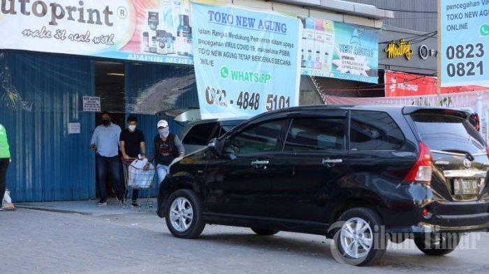 FOTO: Izin Dicabut, Toko Agung Tetap Buka - Tribun-timur.com