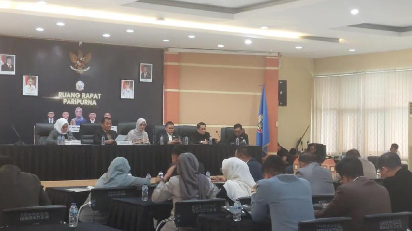 37 Anggota DPRD Sulsel Bolos Rapat Paripurna APBD 2026
