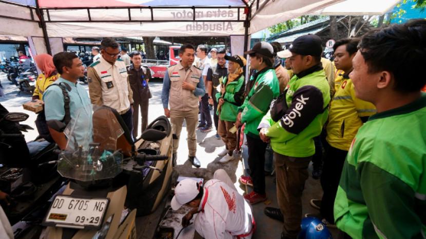 Milad ke-19, YBM PLN Hadirkan Layanan Servis Motor Gratis untuk 100 Pengemudi Ojek Online