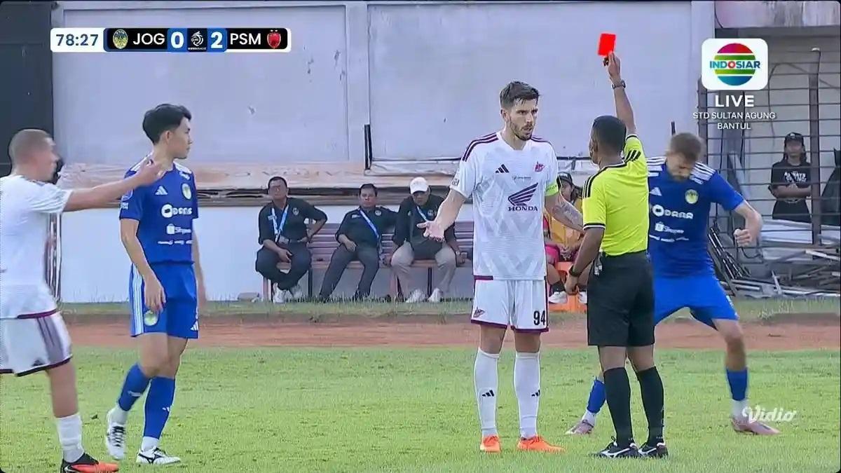 Rapor Merah PSM: Dua Laga, Dua Kartu Merah dan Penalti
