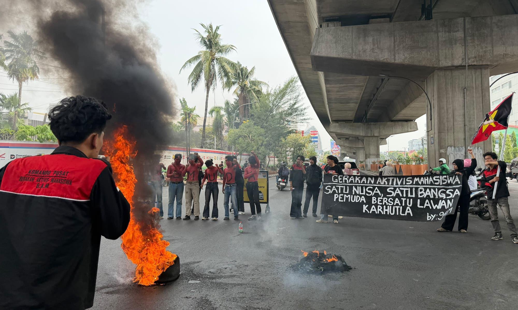 Menteri Kehutanan Terancam Dicopot Gara-Gara Karhutla Sumpah Pemuda