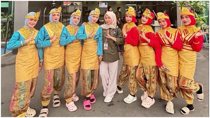 Aksi Seni Siswa Sekolah Rakyat Sidrap Guncang GOR Sudiang