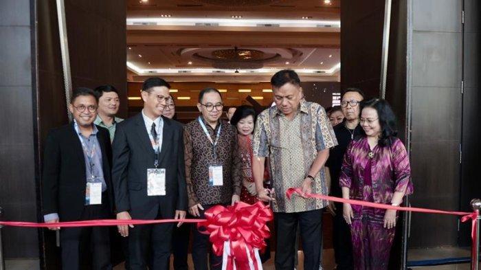 Acara 6th Annual Scientific Meeting of INASIA (Indonesian Society of Intensivist Anestesiologist) 2024 di Hotel Novotel Manado, Jumat (2/8/2024).