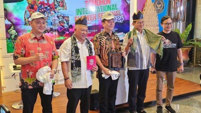 Acara The Weekly Brief with Sandi Uno yang diselenggarakan oleh Biro Komunikasi Kemenparekraf RI, Senin (29/7/2024).