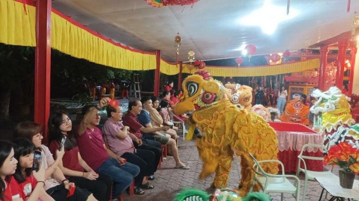 Aksi Barongsai, tujuh macan atau lion di Klenteng Seng Bo Kiong jelang Tahun Baru Imlek 2575