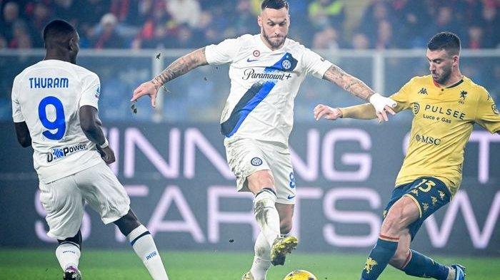 Aksi penyerang Inter Milan, Marko Arnautovic, dalam laga melawan Genoa di Stadion Luigi Ferraris, Jumat (29/12/2023).