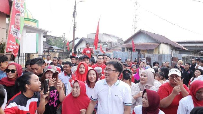 Pilkada Manado Warga Wawonasa Manado Antar Andrei Angouw Richard