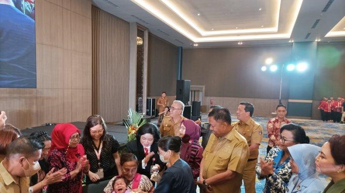 Askelita, Bayi 9 Bulan Suntik Imunisasi IPV 2 dan disaksikan Gubernur Sulut Olly Dondokambey