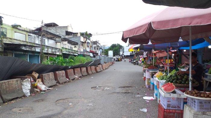 Bangunan eks Pasar Serasi di Kotamobagu, Sulawesi Utara (Sulut) yang belum juga difungsikan, Minggu 21 Juli 2024.