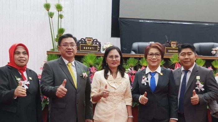Dua calon Bupati Mitra yang kini mulai gencar melakukan komunikasi politik.