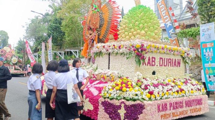 Float Milik Kabupaten Parigi Mountong, Provinsi Sulawesi Tengah, atau dikenal sebagai Kabupaten Durian dalam TIFF 2023