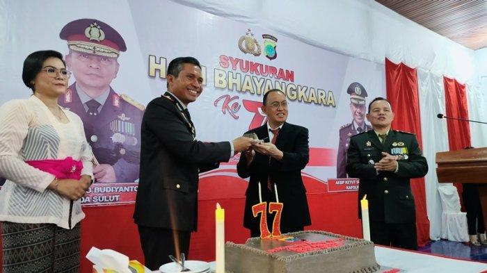 Perayaan HUT ke- 77 Bhayangkara di Polres Minahasa, Sulawesi Utara, Sabtu (1/7/2023).