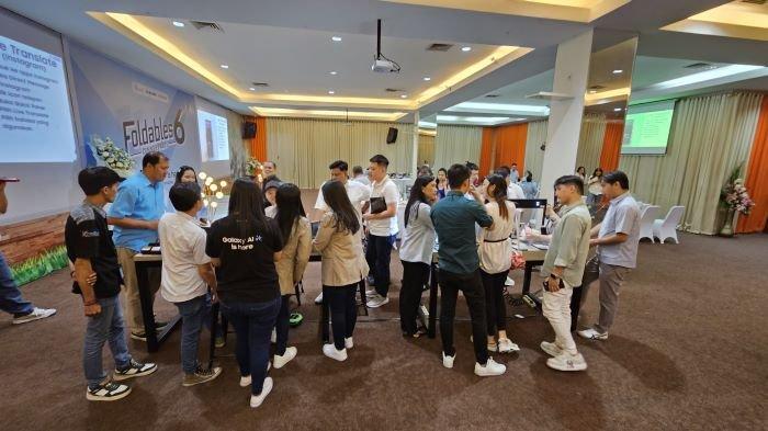 Peluncurkan Galaxy Z Fold 6 dan Z Flip 6 dalam acara 