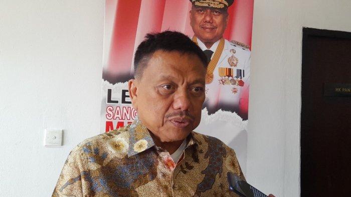 Gubernur Sulawesi Utara Olly Dondokambey saat hadir dalam peluncuran buku Pesulap Merah dari Pasifik Olly Dondokambey, di Hotel Lume'os, Jakarta, Senin (14/10/2024)