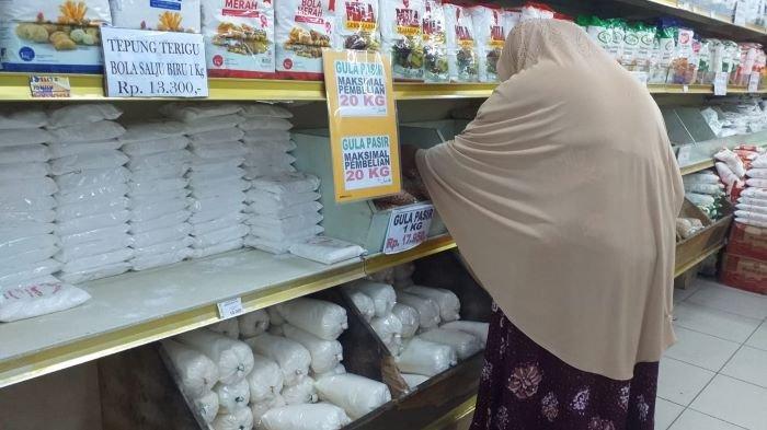 Stok Terbatas, Pembelian Gula Pasir di Swalayan Jumbo Manado Maksimal