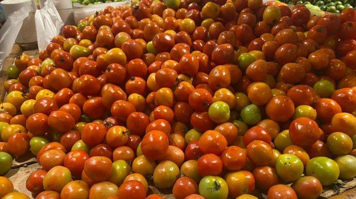 Harga Tomat di Pasar Swalayan Manado Jumat (2/2/2024)