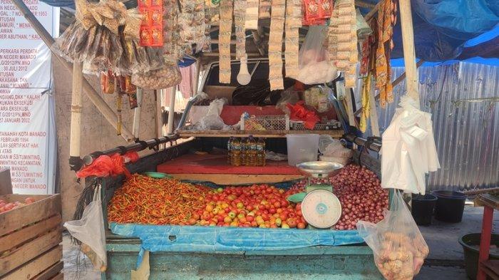 Harga bahan pokok di Pasar Tuminting Manado Sulawesi Utara Senin (23/10/2023)