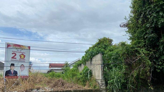 Kabel listrik di sepanjang Jalan Winangun Kota Manado Sulawesi Utara