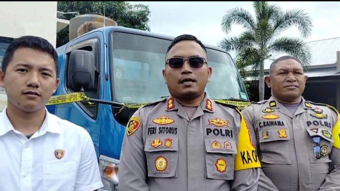 Kapolres Minahasa Selatan AKBP Feri Sitorus bersama Kasat Reskrim Polres Minahasa Selatan Iptu Firman Rinaldi