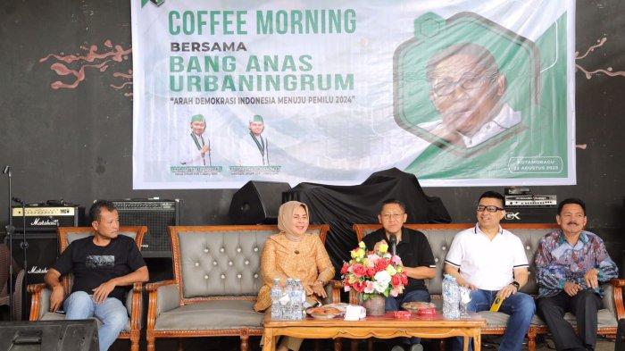Kegiatan Coffe Morning dan Diskusi bersama Dr Anas Urbaningrum yang dilaksanakan Pengurus Himpunan Mahasiswa Islam (HMI) Cabang Bolaang Mongondow Raya, Selasa (22/8/2023).