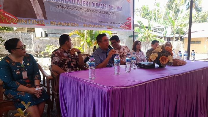RESES - Kegiatan reses anggota DPRD Manado Ferdinand Djeki Dumais di Kelurahan Manado Tua Dua, Kecamatan Bunaken Kepulauan, kota Manado, provinsi Sulawesi Utara (Sulut).