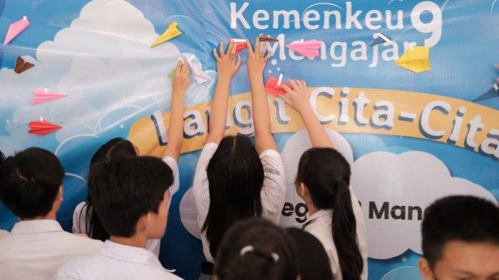 Kemenkeu Mengajar Ke-9 atau disingkat KM9 digelar secara serentak di seluruh penjuru tanah air