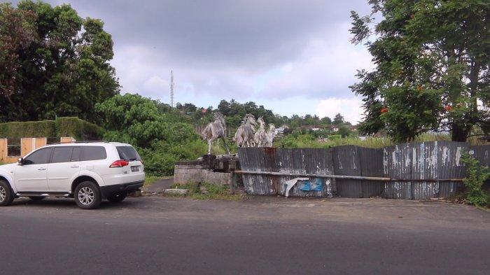 Kondisi eks Pacuan Kuda Ranomuut, Kecamatan Paal Dua, Manado, Sulawesi Utara, Senin (27/5/2024).