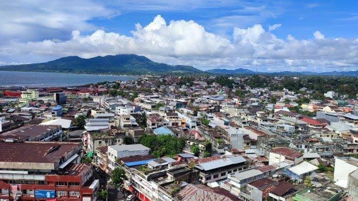 Kota Manado, Ibu Kota Provinsi Sulawesi Utara.