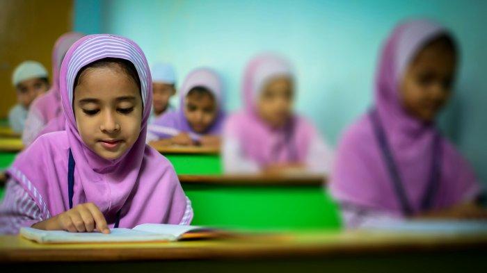 MURID RA - Ilustrasi pembelajaran di Raudhatul Athfal. Berikut jumlah RA di Sulawesi Utara.