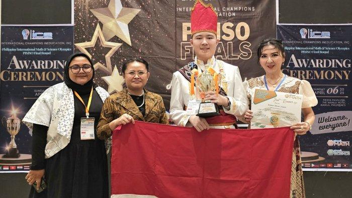 SISWA BERPRESTASI - Robert Liester bersama ibunya Susanna Liu (dua kanan) berfoto bersama Prof. Nina Yulianti, S.P., M.Si., Ph.D. selaku The Education and Culture Attache for The Indonesia Embassy in Manila, The Philippines dan Ms. Nuryani dari IMASO.