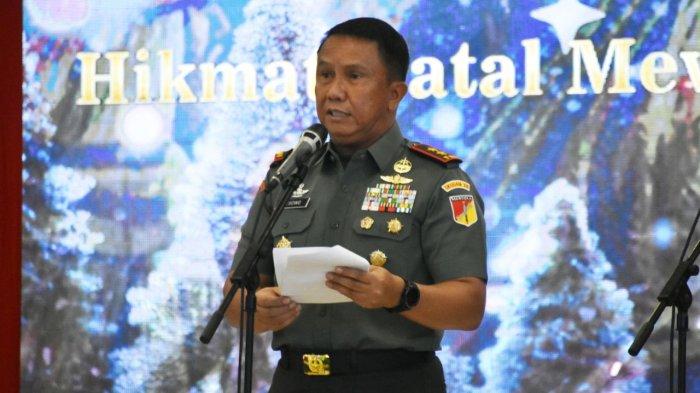 Kodam XIII/Merdeka menyelenggarakan Perayaan Natal Bersama Tanggal 25 Desember 2023, bertempat di Aula Grhadika Jaya Sakti Makodam XIII/Merdeka, Teling Atas, Manado, Sulawesi Utara, Rabu (10/1/2024).