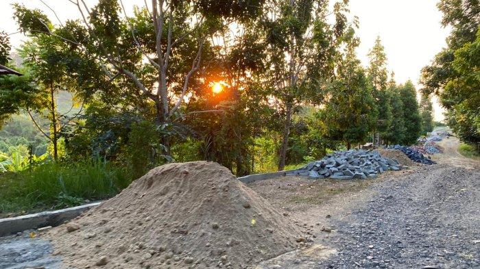 Objek Wisata Taman Hutan Raya Gunung Tumpa yang berlokasi di Tongkaina, Kecamatan Bunaken, Kota Manado, Sulawesi Utara