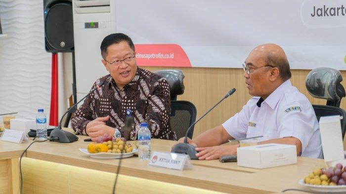 PT Elnusa Petrofin (EPN), anak usaha PT Elnusa, Tbk (ELSA)
bersama dengan Komite Nasional Keselamatan Transportasi (KNKT) mengadakan Kick Off
Program Review Mitigasi Risiko Keselamatan dan Rekomendasi Teknis Perbaikan terhadap
kegiatan operasional transportasi BBM yang dikelola oleh Elnusa Petrofin