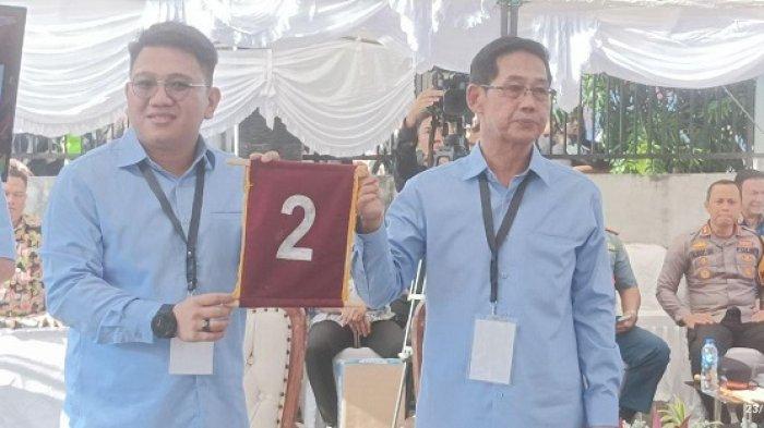 Pasangan calon Wali Kota Bitung Hengky Honandar dan Wakil Wali Kota Bitung Sulut Randito Maringka