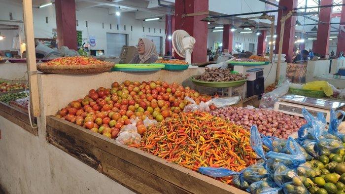 Harga cabai rawit di Pasar Bersehati Manado