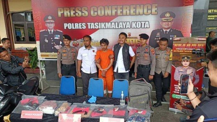 Pembunuhan di Tasikmalaya. Wiwin Wintarsih dibunuh sang pacar Herdis Permana tanpa ampun setelah curhat belum datang bulan.