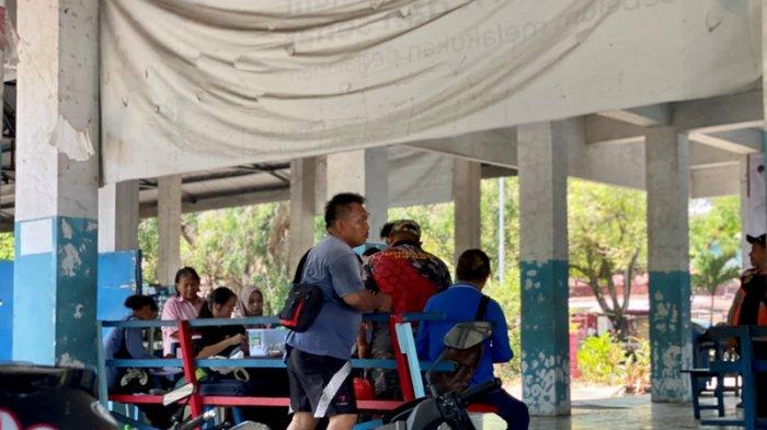 Pengecekan Kesehatan yang dilakukan Mahasiswa Unsrat dan Kementrian Perhubungan di Terminal Malalayang, Manado, Sulawesi Utara, Selasa (3/10/2023).