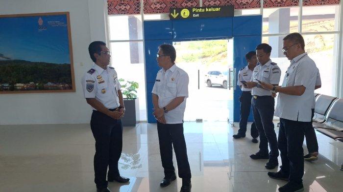 Tak Kunjung Diresmikan, Pj Bupati Sitaro Joi Oroh Tinjau Bandara Bung ...