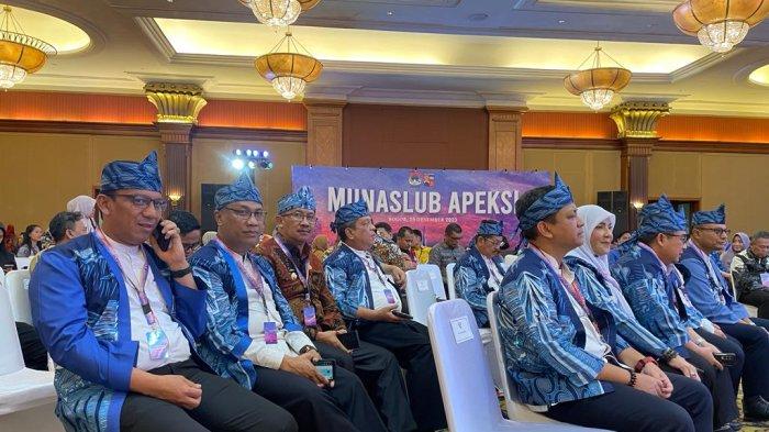 Pj Wali Kota Kotamobagu, Asripan Nani menghadiri Munaslub APEKSI 2023.Acara berlangsung pada Jumat (15/12/2023), di Puri Begawan, Kota Bogor.