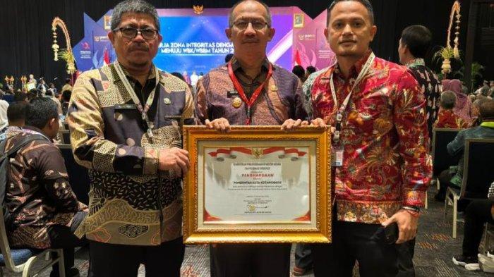 Pj Wali Kota Kotamobagu Asripan Nani menghadiri acara RBXperience dan Penyerahan Hasil Evaluasi RB, AKIP dan ZI Tahun 2023.